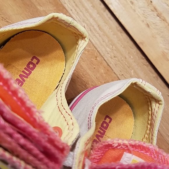 Converse - Picture 7 of 8